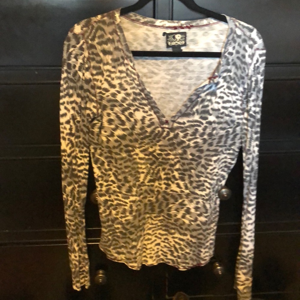 Lucky brand long sleeve sz L tee